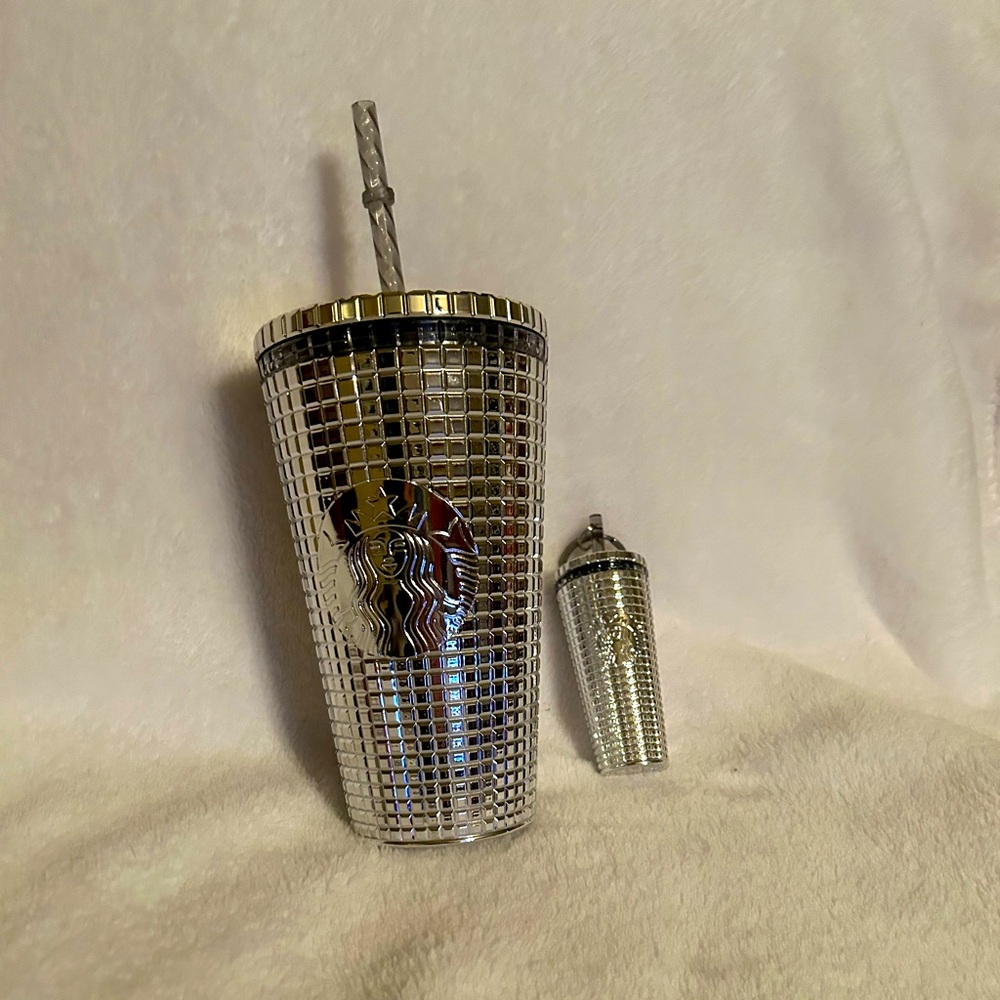 Starbucks mirrored disco tumbler withh mini matchingg keychain